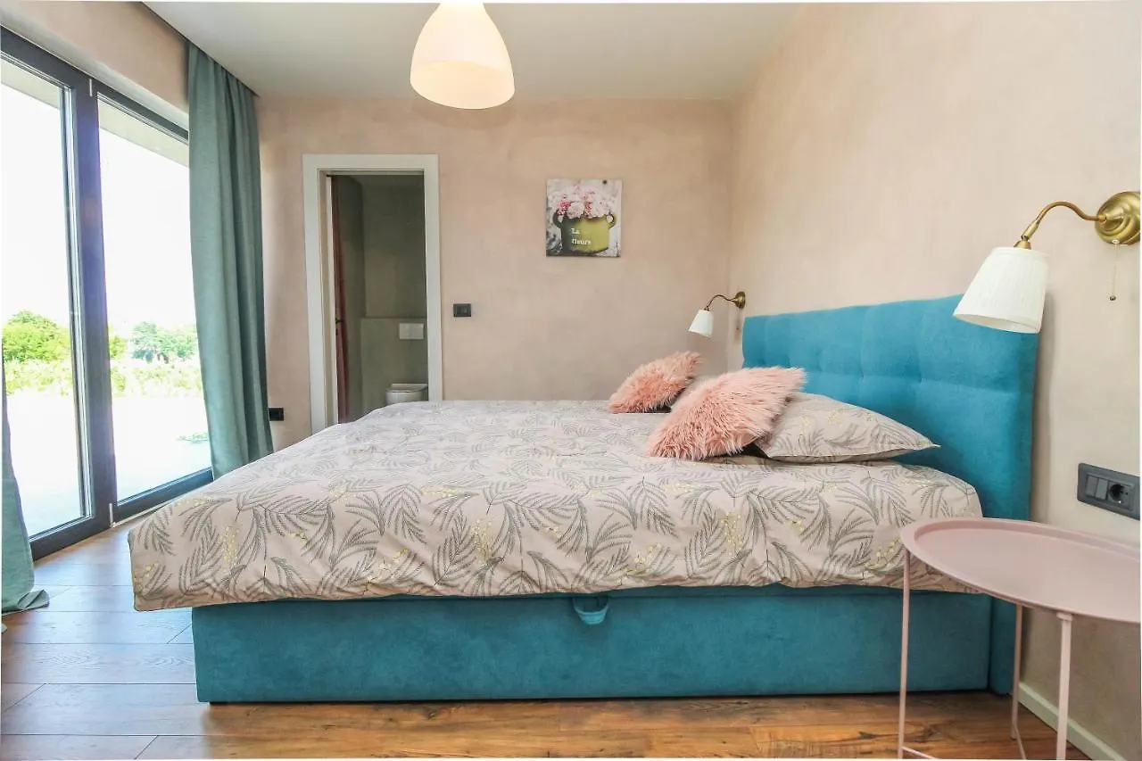Villa Una Sofia Pazin 0*,  Horvátország